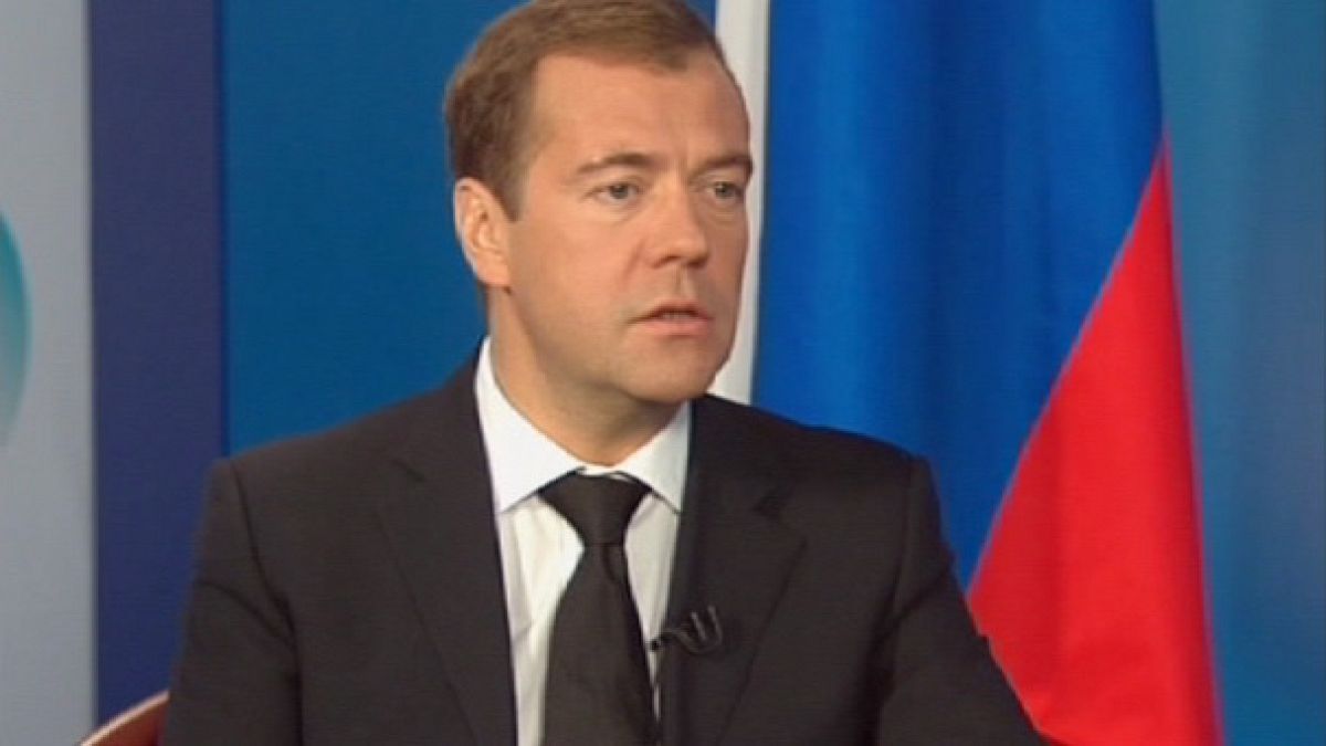 Medvedev: "El mensaje en Siria debería haber sido enviado en todas las direcciones"