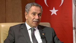 Bülent Arınç: "Turquía va a ejercer sus derechos en la búsqueda de petróleo en el Mediterráneo"