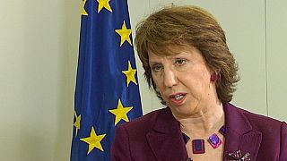 Líbia: "É muito importante que todos sintam que o país caminha em direção à democracia" (Catherine Ashton)