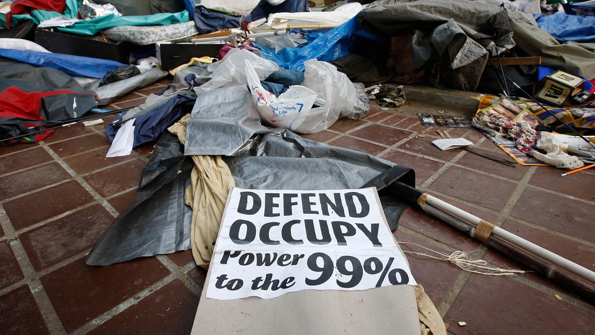 Ocupa Wall Street sigue ocupando las calles