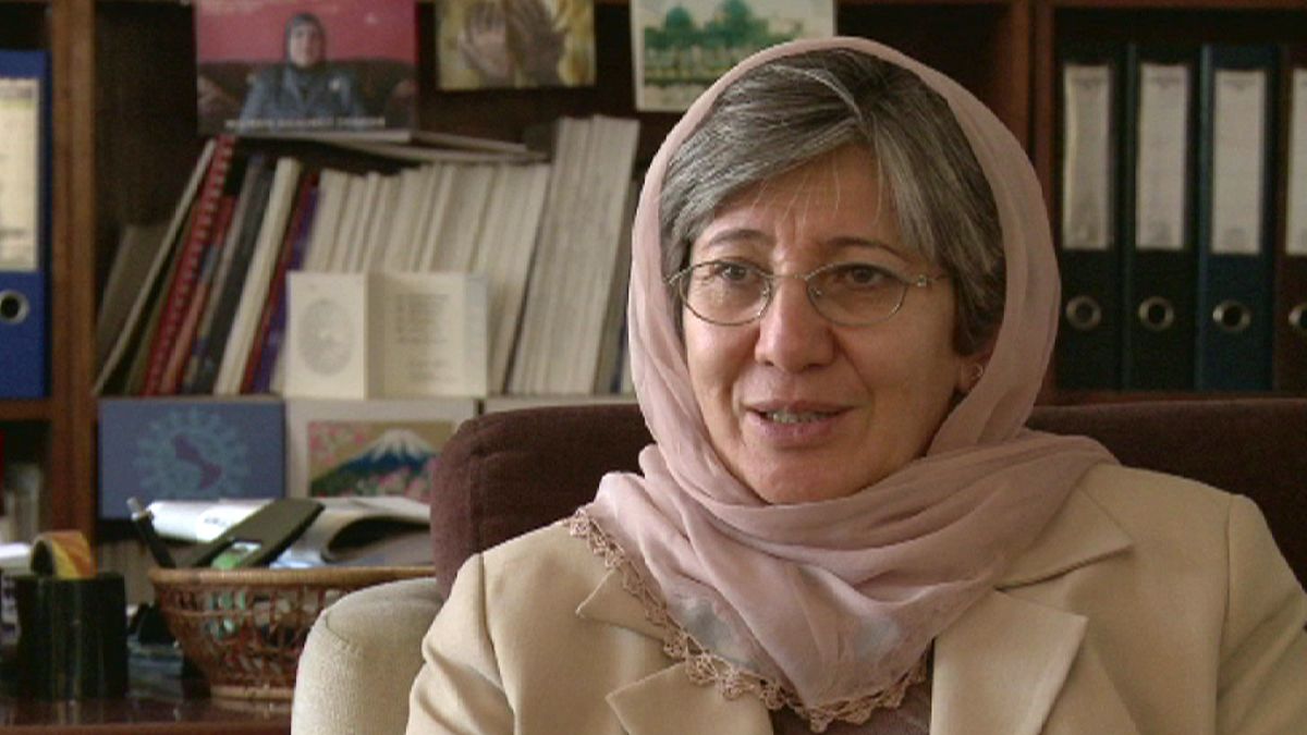 افغانستان: سينا سمر تناضل لإسماع صوت النساء
