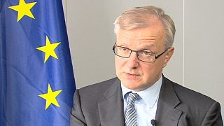 Rehn: "A Grécia vai estar no euro no próximo ano