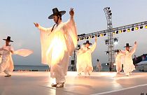 Festival Internacional de Dança de Busan: "Abraçar o oceano"