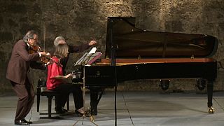 جنوب فرنسا :حوار حقيقي بين البيانو والكمان