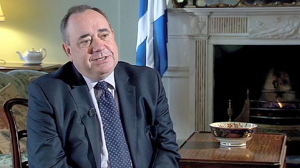 Alex Salmond: "Escocia, como Estado independiente, sería más próspera" Alex Salmond: "Escocia, como Estado independiente, sería más próspera"