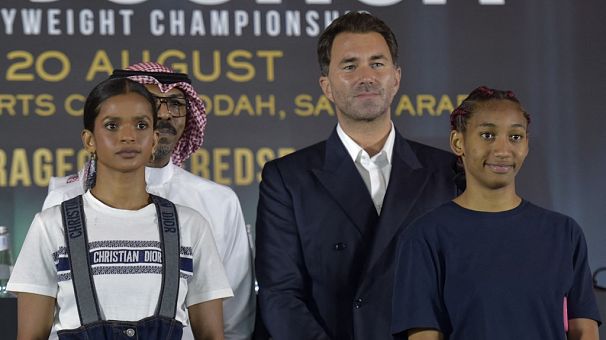 L'Arabie Saoudite organise son premier combat de boxe féminine