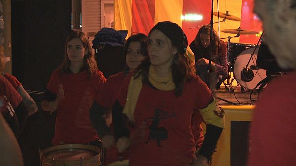 L'indépendance de la Catalogne suscite l'espoir et l'inquiétude L'indépendance de la Catalogne suscite l'espoir et l'inquiétude