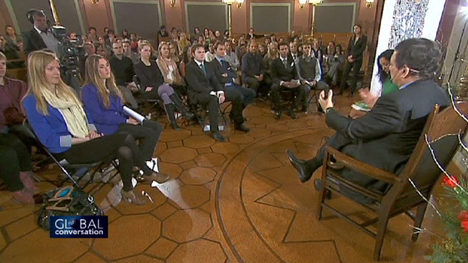 Erasmus students quiz Barroso on the state of Europe