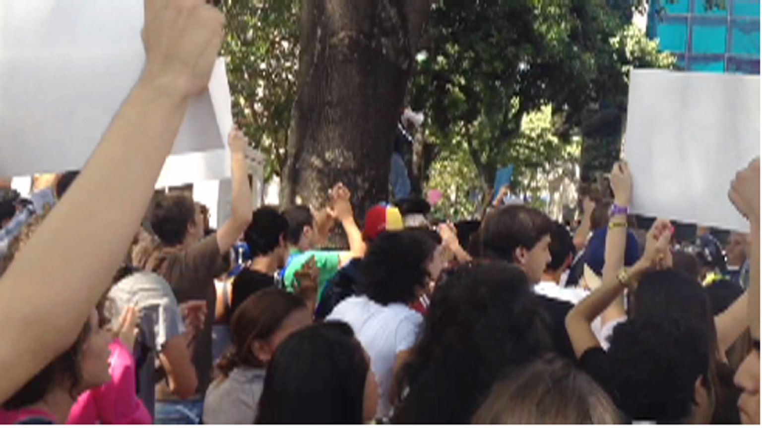 protest against arbitrary detention of students in Venezuela