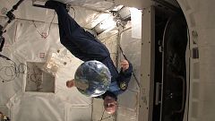 "Звездный быт": космонавты наводят чистоту по выходным