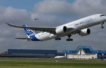 Premier décollage pour le nouvel A350 d'Airbus