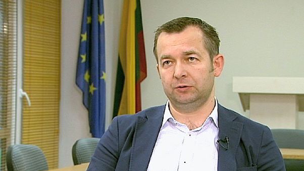 Λιθουανία: Επιστρέφει στην ανάπτυξη μετρώντας πληγές Λιθουανία: Επιστρέφει στην ανάπτυξη μετρώντας πληγές
