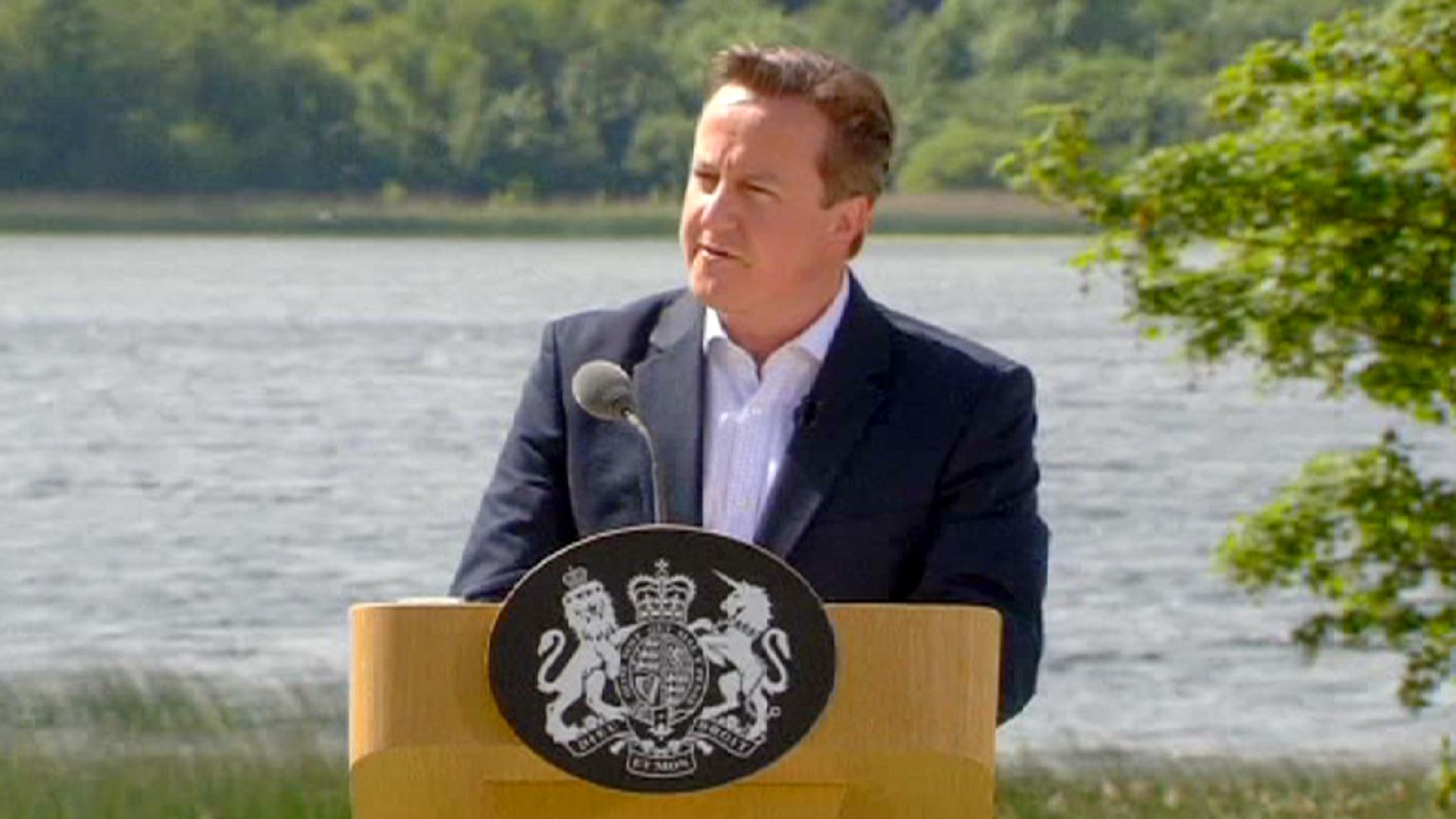 Pornographie infantile sur internet : David Cameron met la pression aux moteurs de recherche