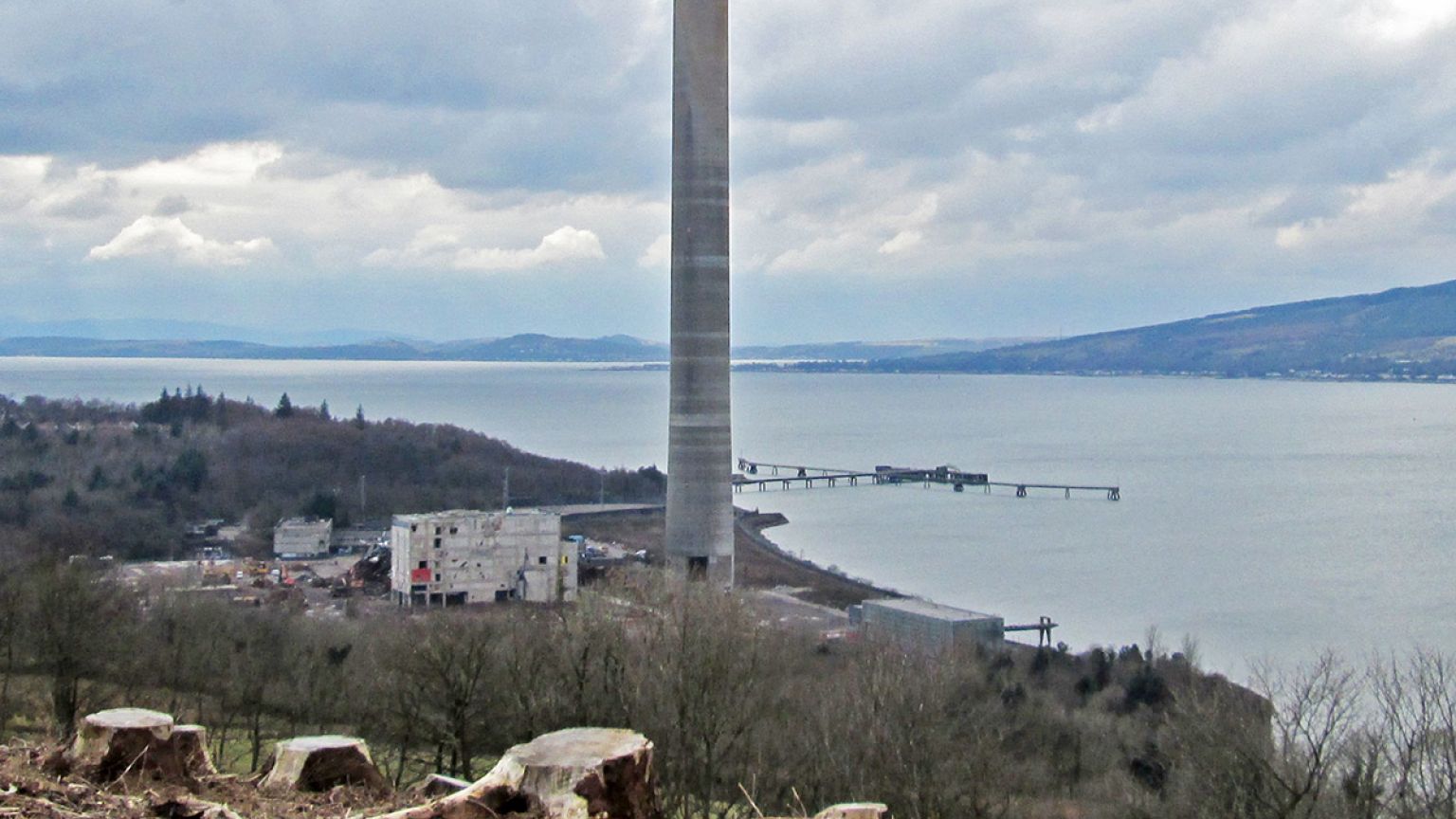 Scotland's tallest ‘building’ demolished -  Video