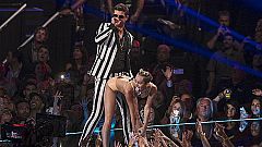 Miles Cyrus dansı tepki topladı