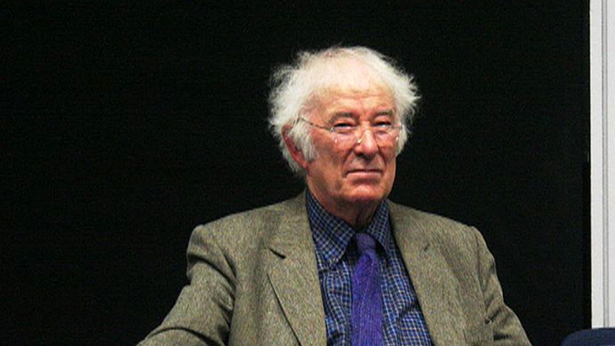 Nobel Literature winner, Irish poet Seamus Heaney dies