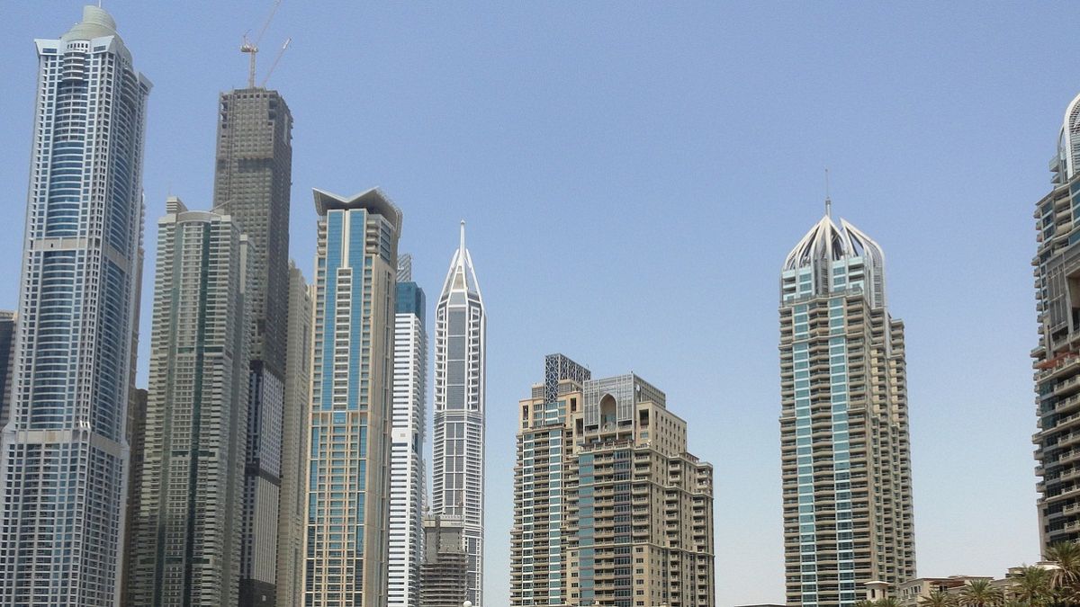 Dubaï : elle menace de faire sauter sa ceinture d'explosifs dans les bureaux du procureur