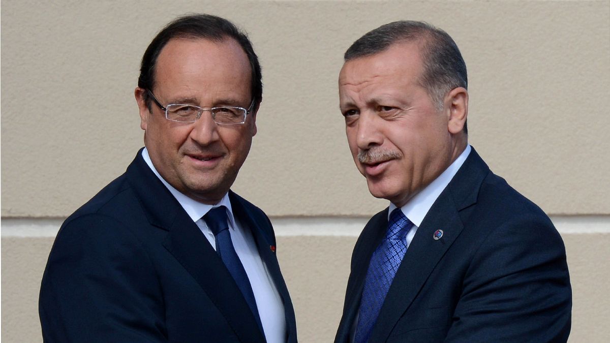 Erdoğan G-20 Zirvesi'nde Hollande ile görüştü