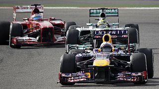 Vettel más líder tras ganar en Monza, por delante de Alonso