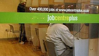 UK unemployment declines unexpectedly