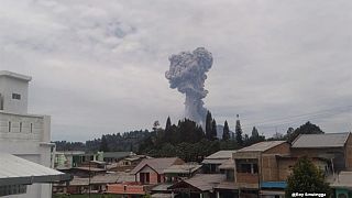 Indonésie : le volcan Sinabung crache sa colère