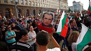 Bulgaria Socialist-led government faces no-confidence vote