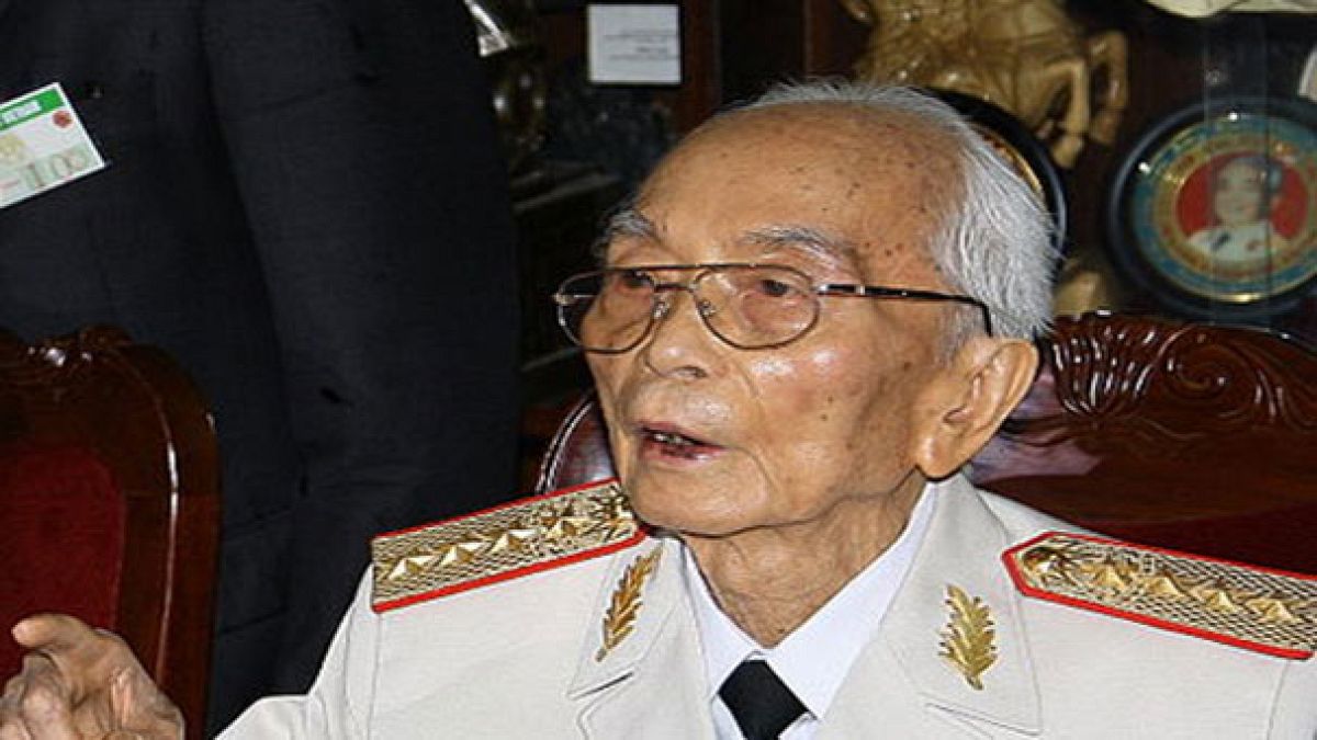 Vietnam general behind defeats of US and France dies, age 102