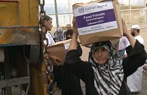 Refugiados: alimentos empacotados e sonhos sírios congelados