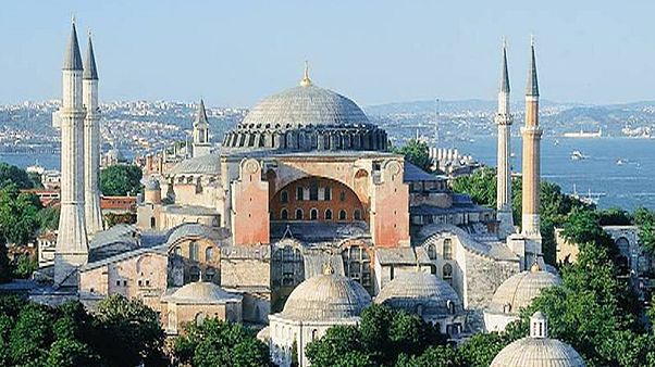 Θέλουν τέμενος... την Αγιά Σοφία ! Θέλουν τέμενος... την Αγιά Σοφία !