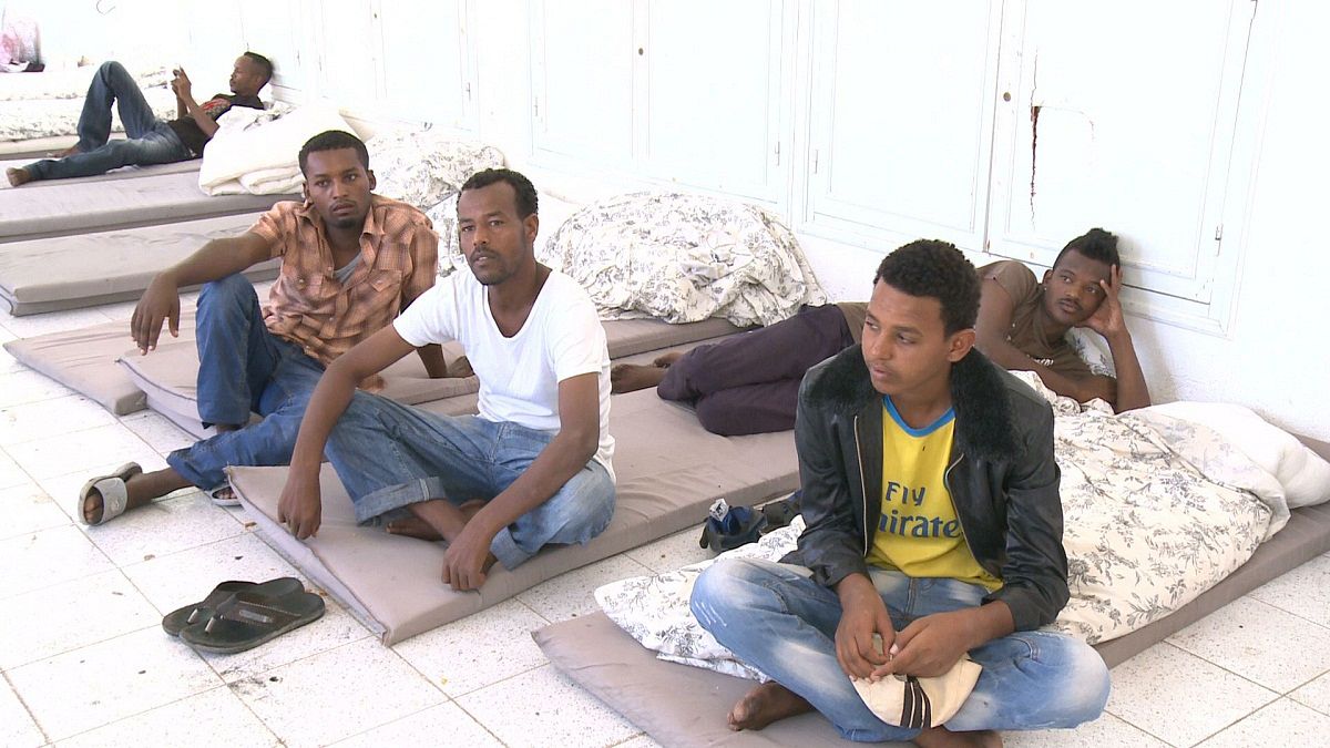 Tunesiens Flüchtlinge - warten in der Zwischenwelt
