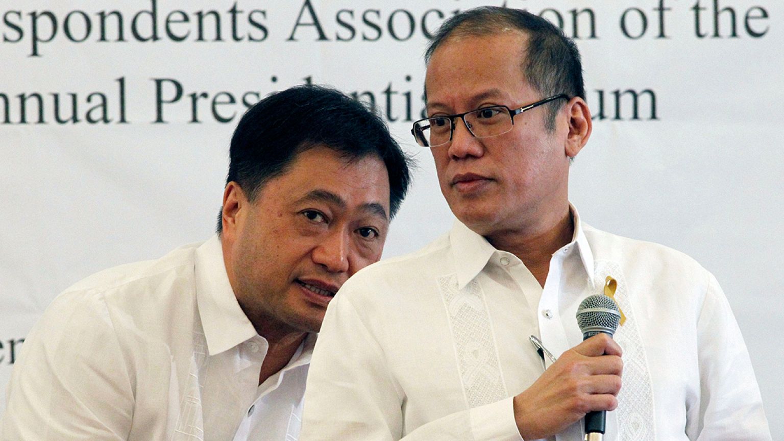 Philippines president claims typhoon death toll around 2,500