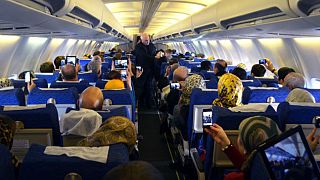 Uçaklarda elektronik cihazlara yönelik kısıtlamalar azalıyor