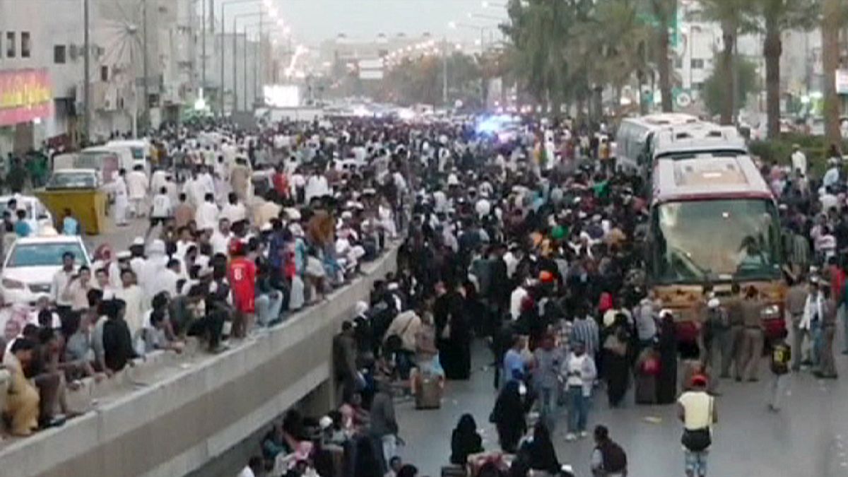 Police clash with migrants workers in Saudi Arabia