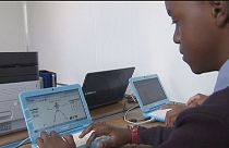 Digitales Dorf: Gesundheit und Bildung im Container