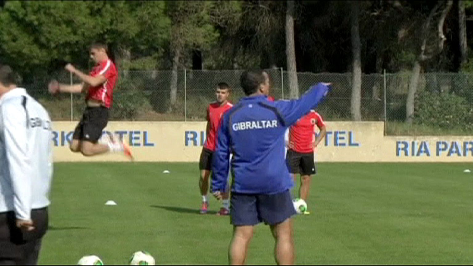 Gibraltar debuta sin goles como miembro de pleno derecho de la UEFA