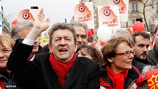 Francia: un tuit deja en evidencia la puesta en escena de Jean-Luc Mélenchon