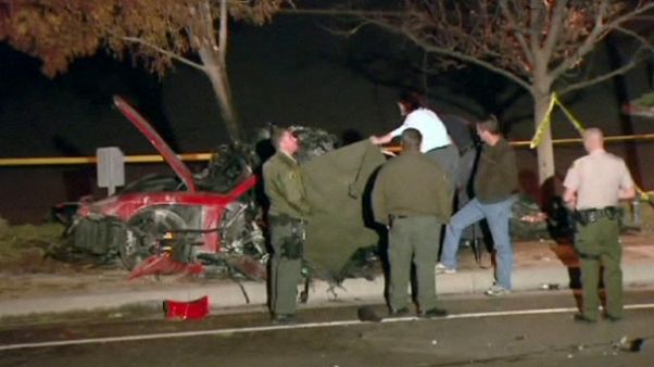 Loptak a Paul Walker halálát okozó autó roncsaiból Loptak a Paul Walker halálát okozó autó roncsaiból