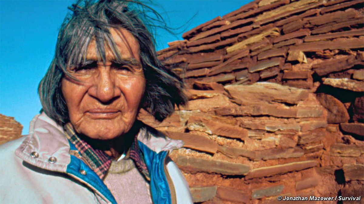 Les indiens Hopi récupèrent leurs masques sacrés grâce à la ruse