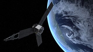 O Juno «κάνει» πιρουέτες δίπλα στη Γη και τη Σελένη! – Βίντεο