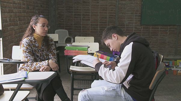 Sene tekrarı öğrencinin başarı seviyesini artırır mı? Sene tekrarı öğrencinin başarı seviyesini artırır mı?