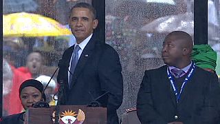 El intérprete del funeral de Mandela dice ser esquizofrénico