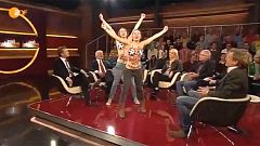 Oben ohne gegen Katar - FEMEN stürmen ZDF
