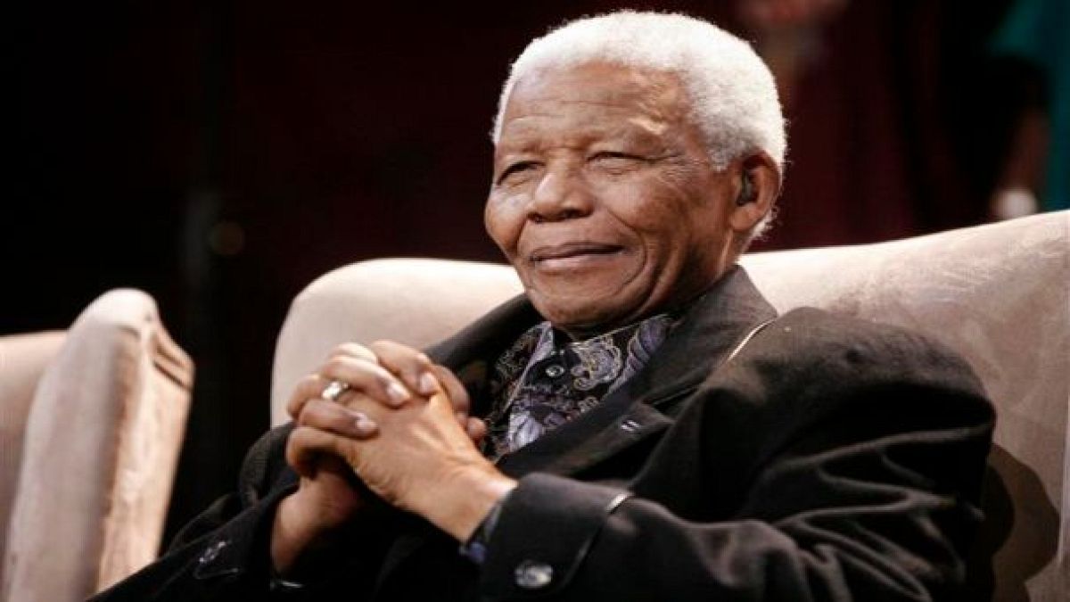 India billboard gaffe as Nelson Mandela tribute uses picture of Morgan Freeman