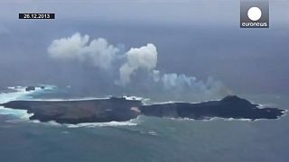 Japan: New volcanic island grows, connects to older island as eruption continues