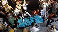La Policía india acusa a dos hombres de prender fuego a una joven violada