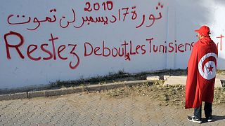 تونس تحيي ذكري ثورتها لكن دون المصادقة على الدستور