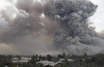 اندونزی: آتشفشان سینابونگ بارها فوران کرده است