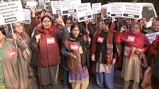 Külön bíró vizsgálja az újabb csoportos nemi erőszak ügyét Indiában