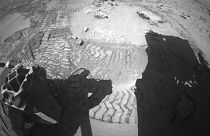 Watch: NASA's Curiosity drives on after crossing Martian dune