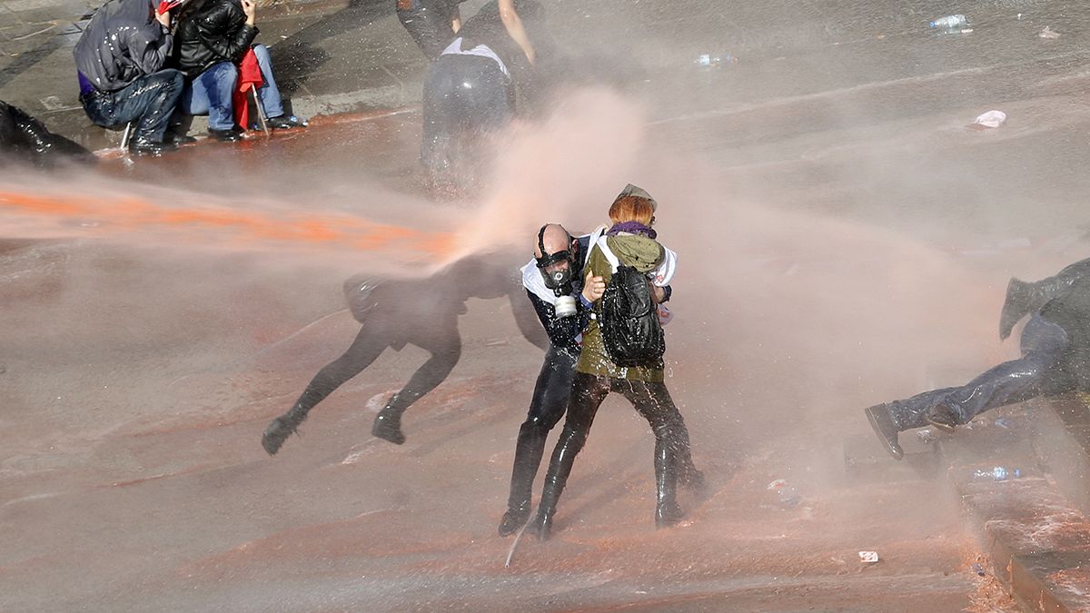 Turkish police break up anti-AKP demonstration in Ankara with water canons, tear gas